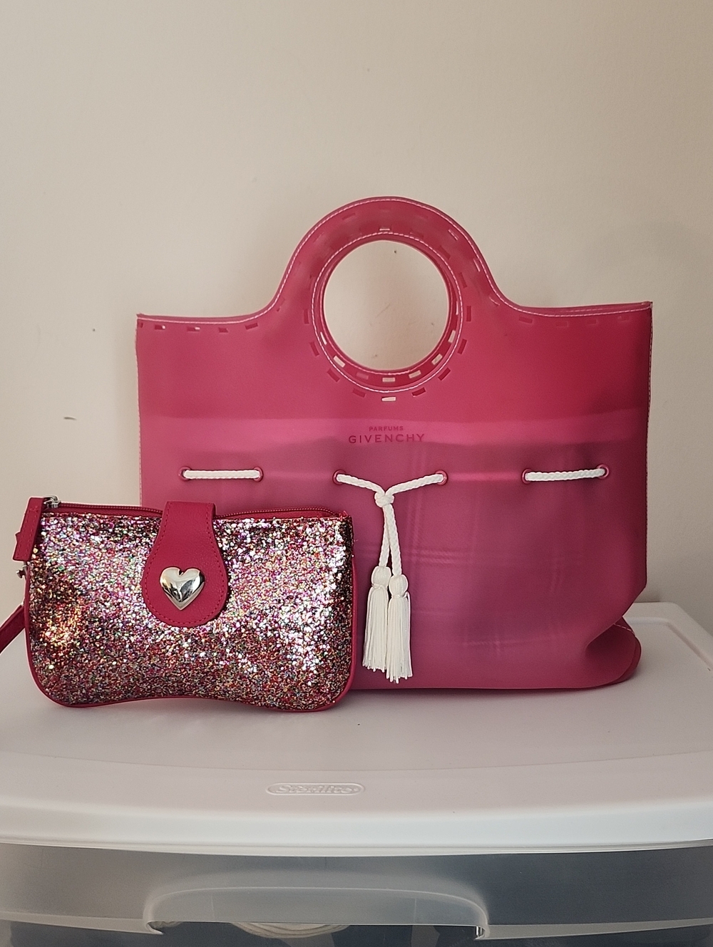 Givenchy Parfums Opaque Jelly Tote Bag w/Free Candies Wristlet